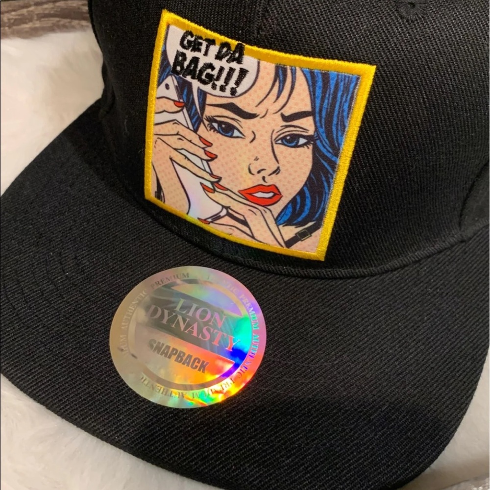 Men’s Authentic Premium Snapback Lion Dynasty Trucker Hat